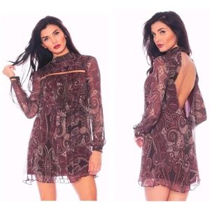 The Jetset Diaries - Labyrinth Paisley Mini Dress